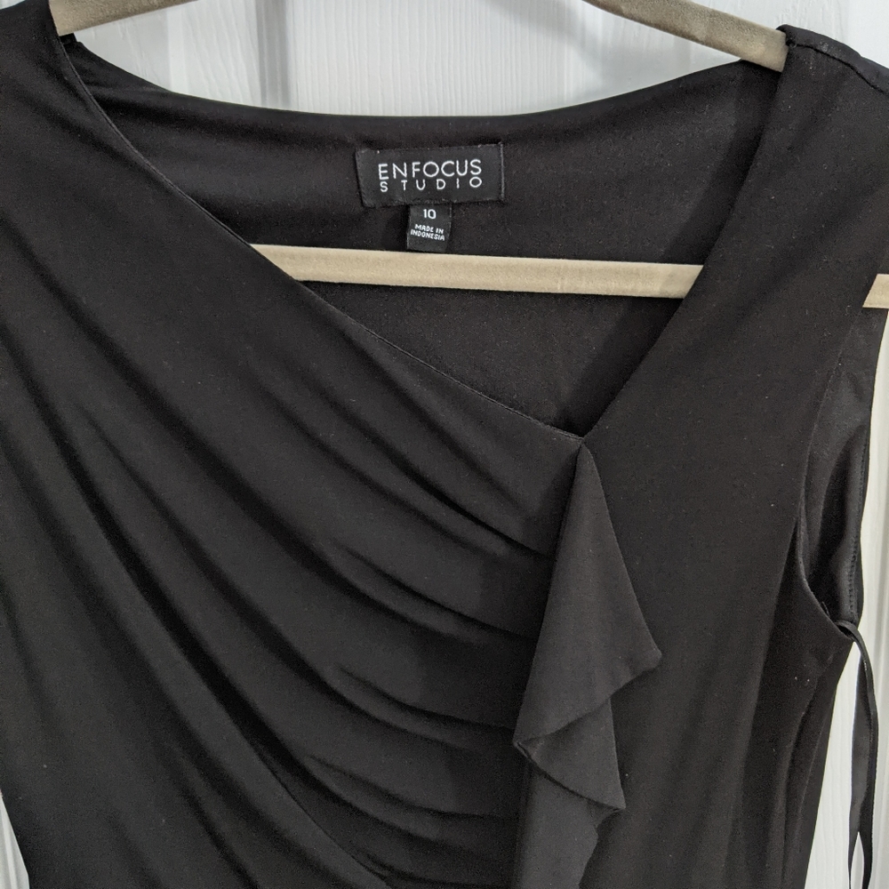 Enfocus little black ruffle dress sz10